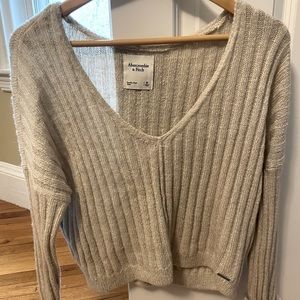 A&F cream colored sweater